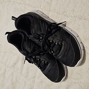 Mens Athletic Works Black Lace up Running shoes